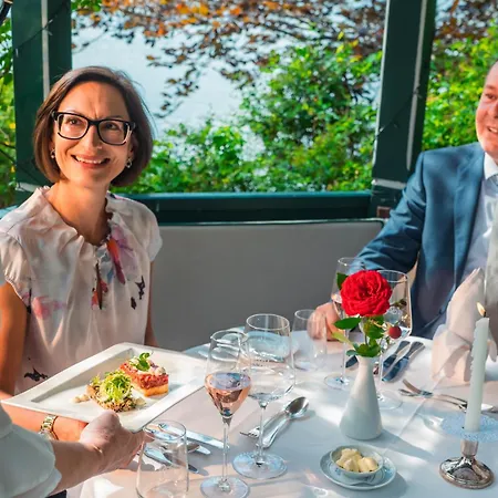 Hotel Grand Zell Am