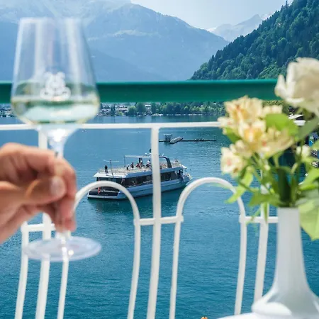 Grand Zell Am Hotel 4*